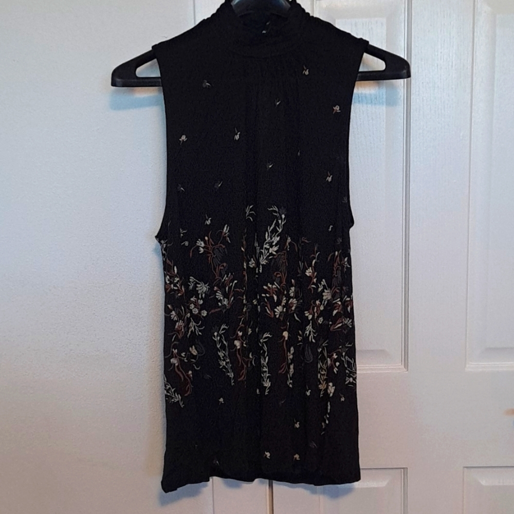 Lucky Brand black floral sleeveless top